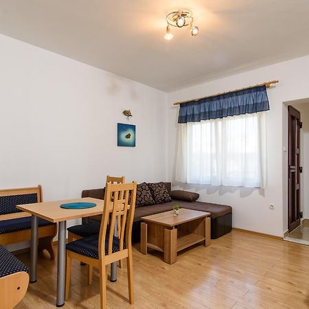 Apartments Sofija Trogir Bagian luar foto